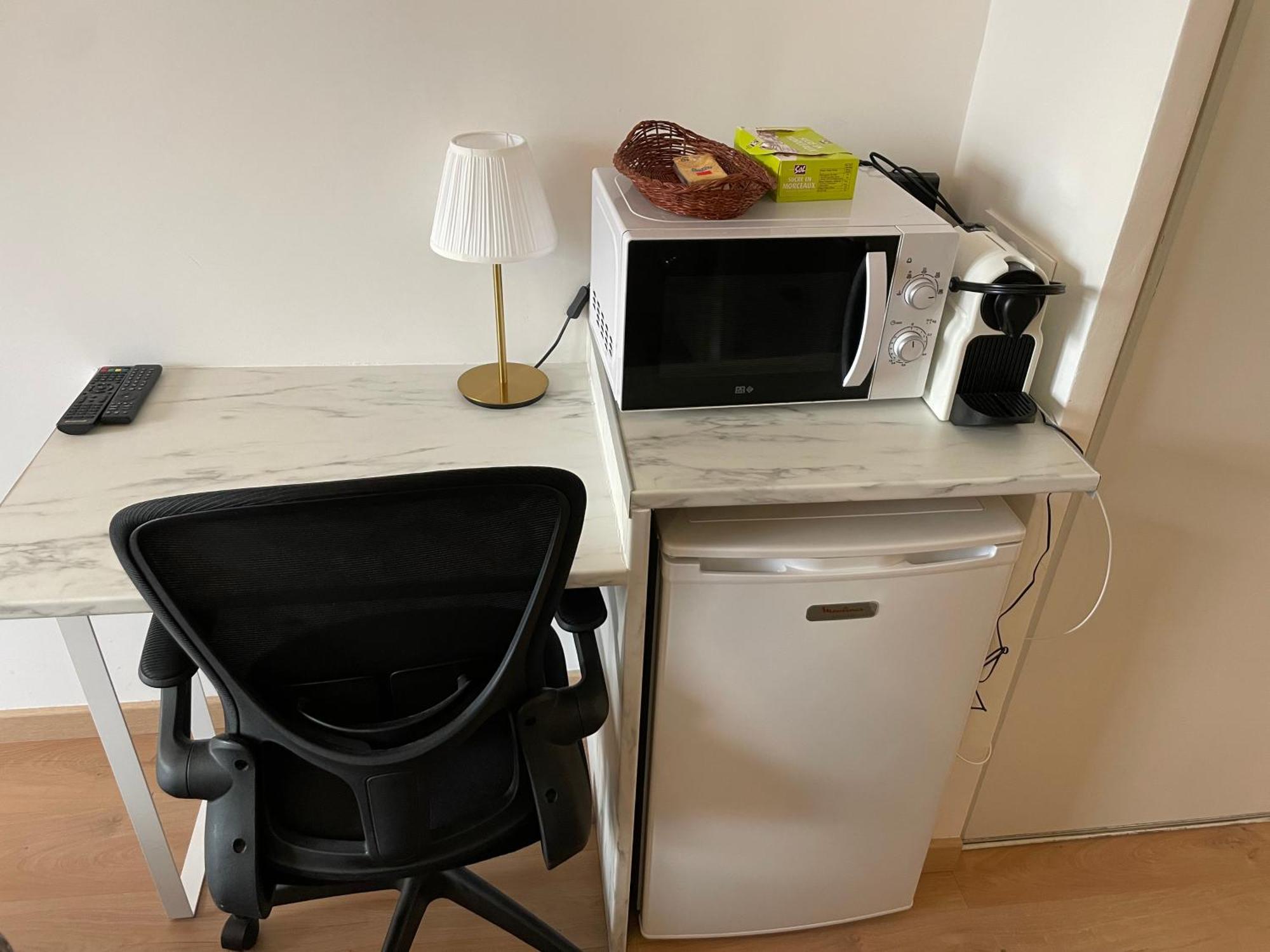 Exclusive Private Apartment By Warilco - Pleyel 25 M2 - A 1 Minute De La Station Metro Carrefour Pleyel Saint-Denis  Buitenkant foto